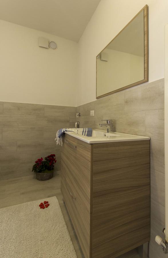 Casa Madali' - Nel Borgo Apartment Marone Ngoại thất bức ảnh