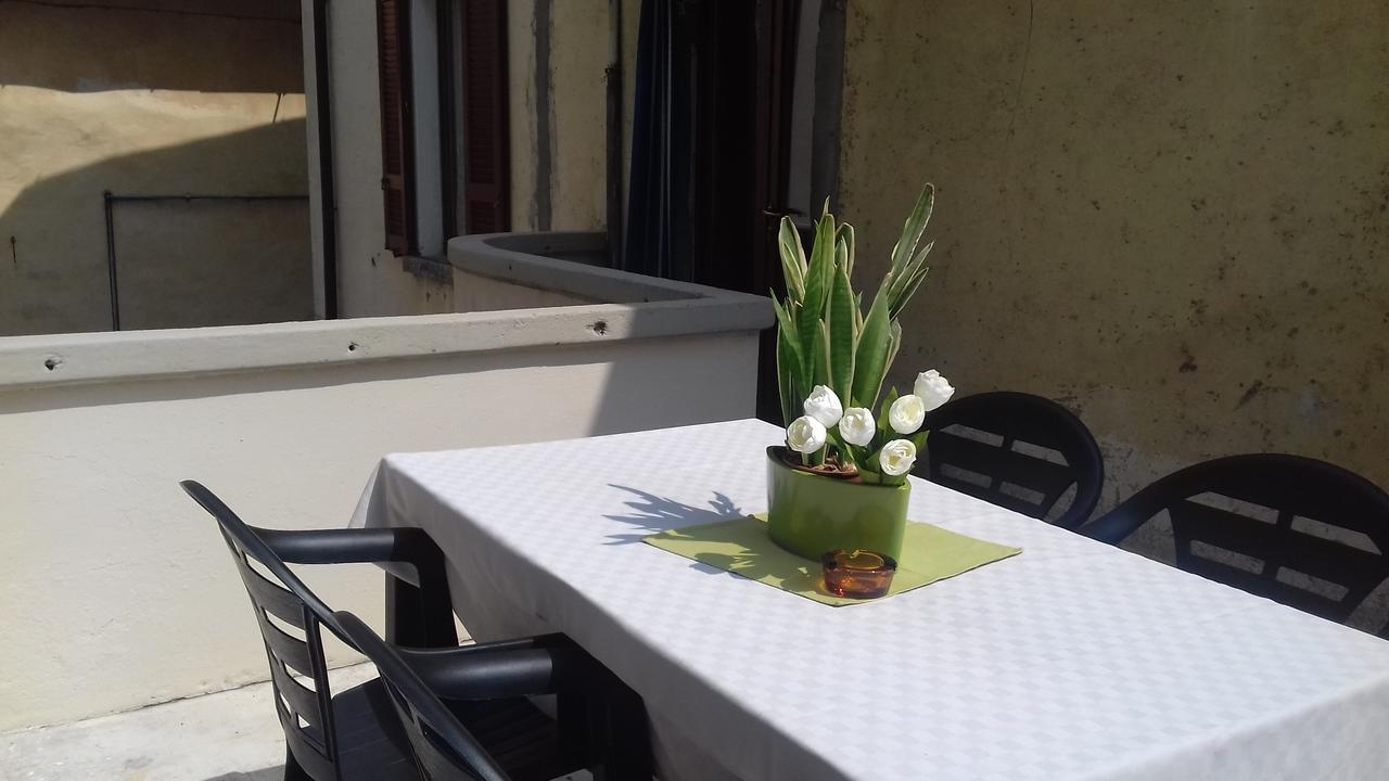 Casa Madali' - Nel Borgo Apartment Marone Ngoại thất bức ảnh